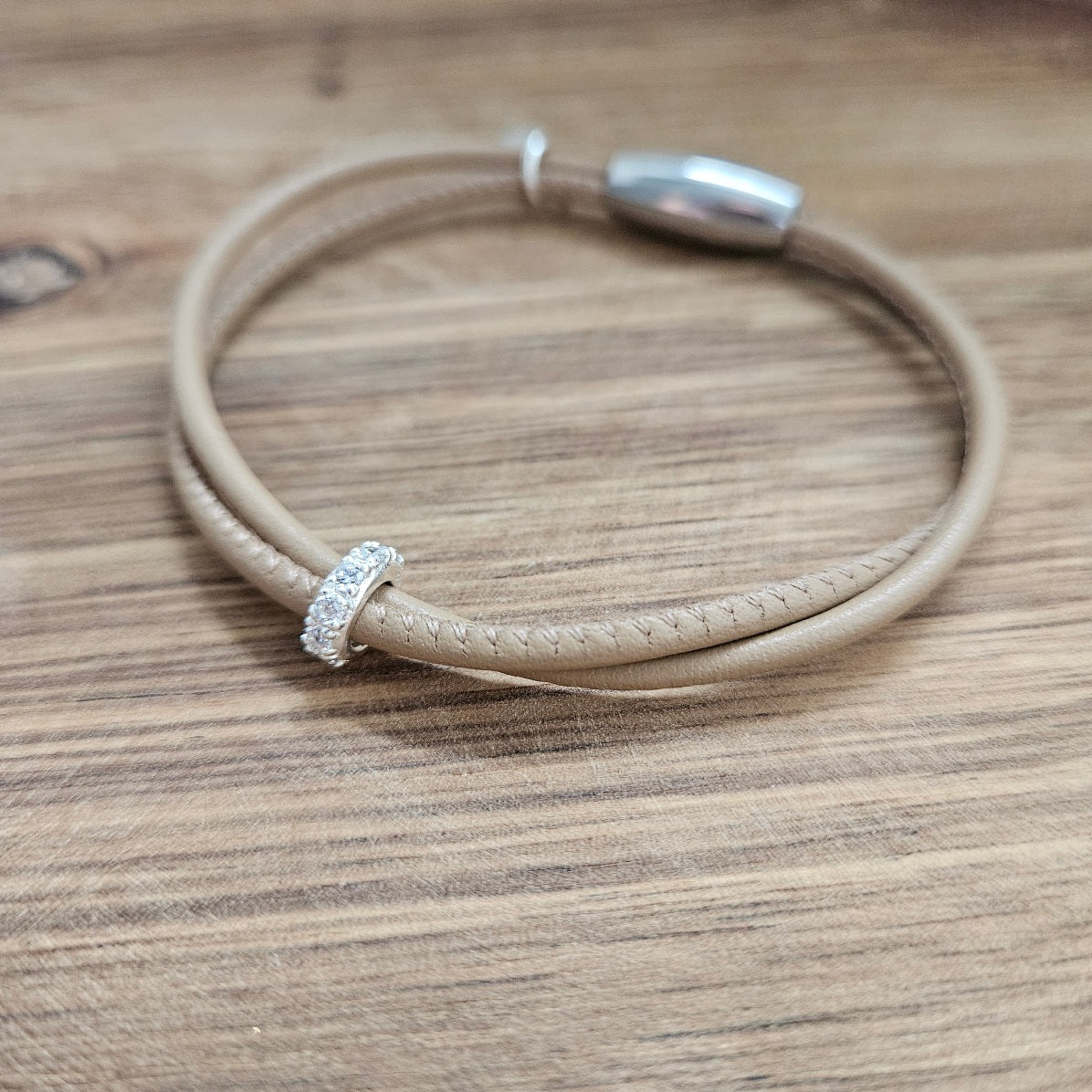 Lederarmband Eloise in Cappuccino mit Zirkonia - Duolino Design