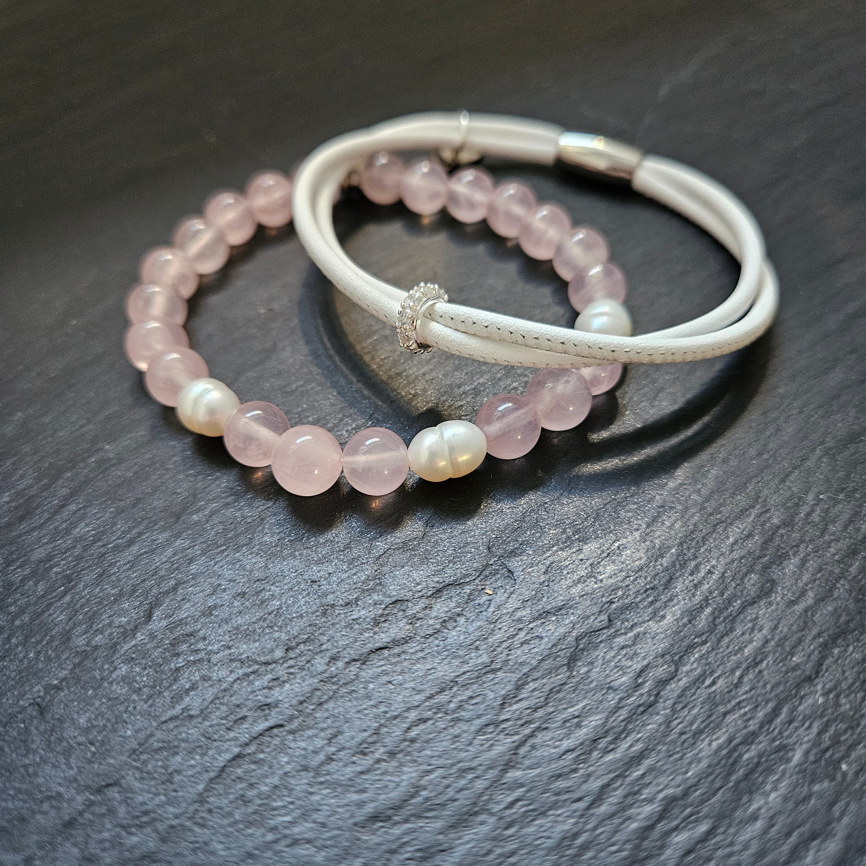 LAYER LOOK: STIL MIT VIOLA UND VIOLETTA ARMBÄNDERN - Duolino Design