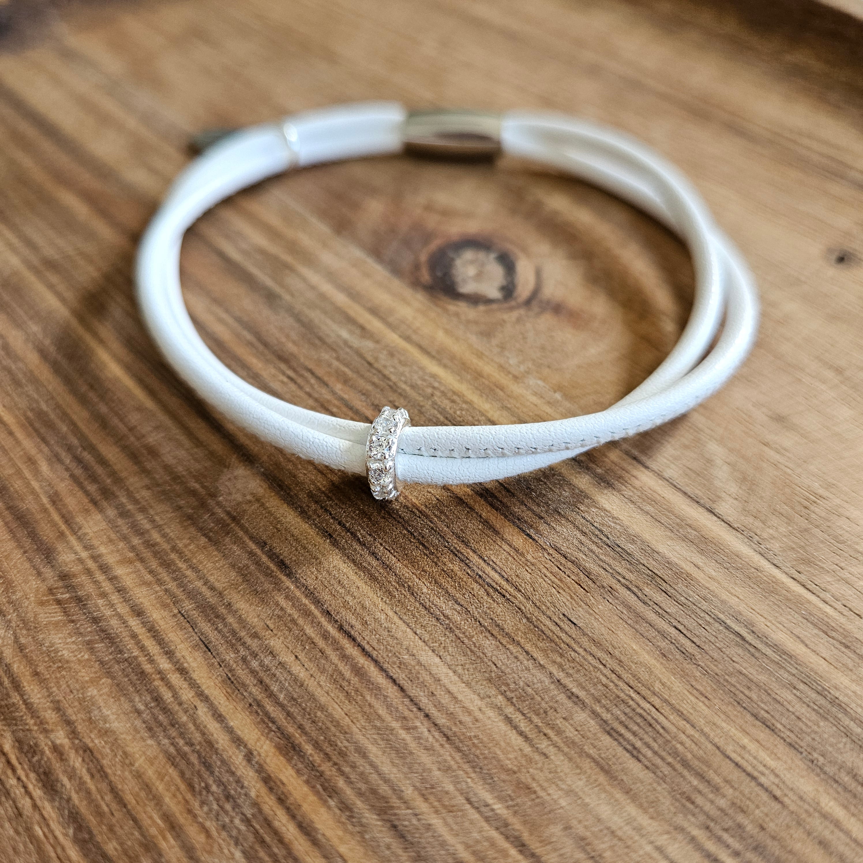 Lederarmband Viola mit Zirkonia - Silbercharm - Duolino Design