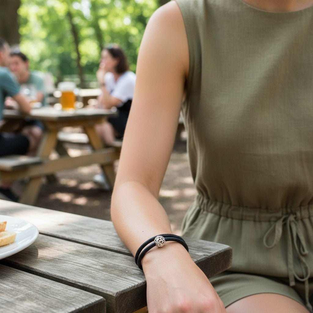 LEDERARMBAND TIFFANY MIT EDLEM SILBERCHARM - Duolino Design