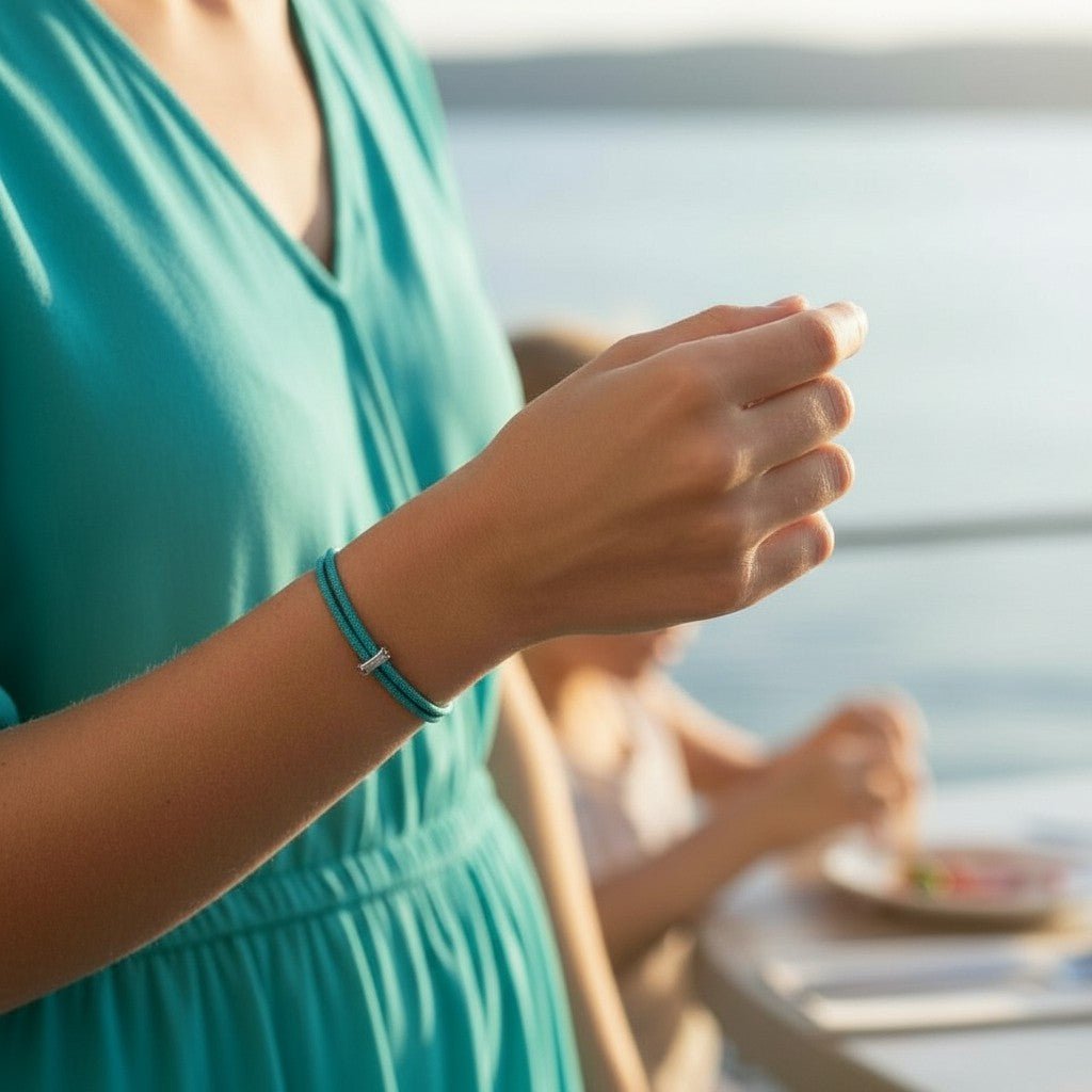 EXQUISITES LEDERARMBAND EMILIA - ZIRKONIA CHARM - Duolino Design