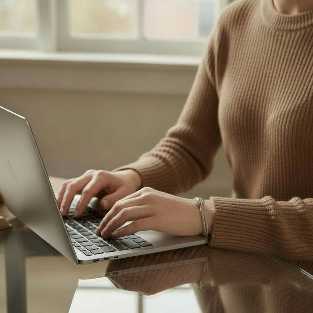 LEDERARMBAND NIKE AUS WEICHEM NAPPALEDER MIT SILBER - CHARM - Duolino Design